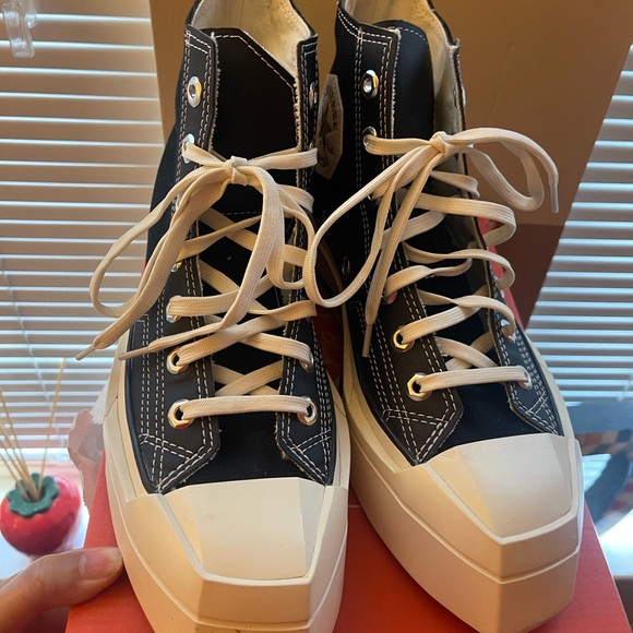 Converse Black Iconic Sneakers - Picture 3 of 12